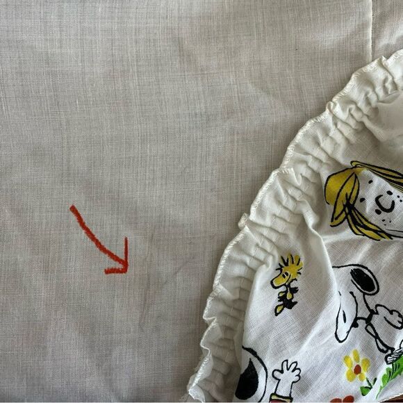 Vintage Peanuts Curtains 1966 Cafe Curtains With Ruffle Valance - Picture 13 of 13